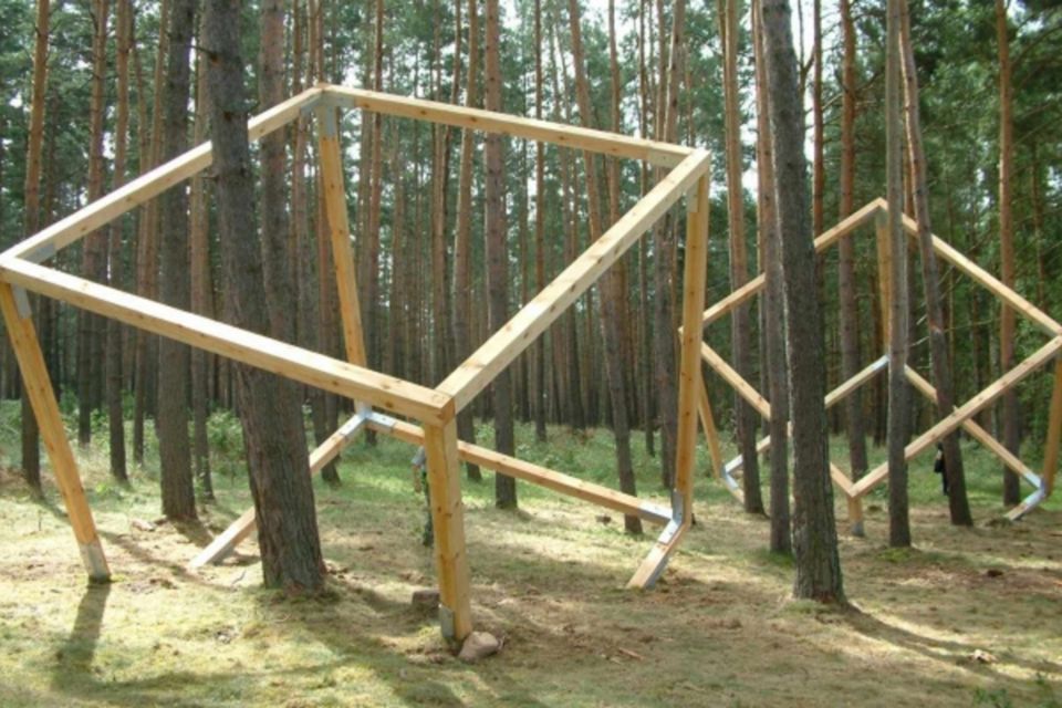 Internationaler Kunstwanderweg - Unter Kiefern, Foto: Naturparkverein Hoher Fläming e.V.